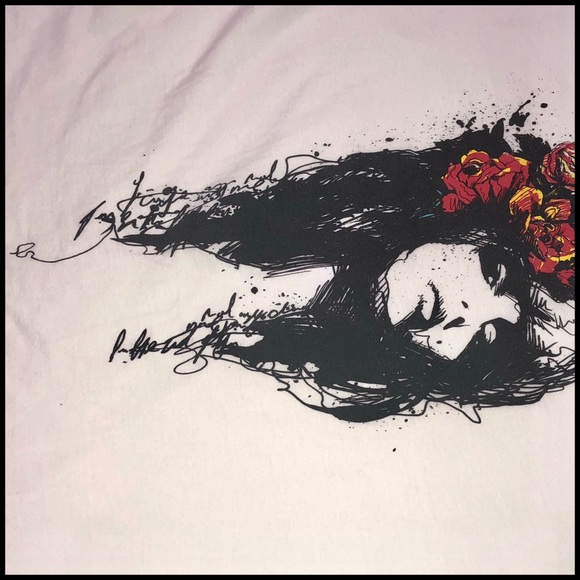 Threadless πͺ‘πΈπ»πΉ Mary Rose T-shirt for men or women XL well kept rarely worn - Picture 6 of 14